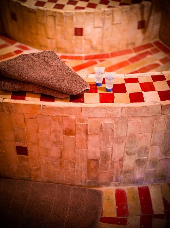 Riyad Al Atik Hotell Fès Rum bild
