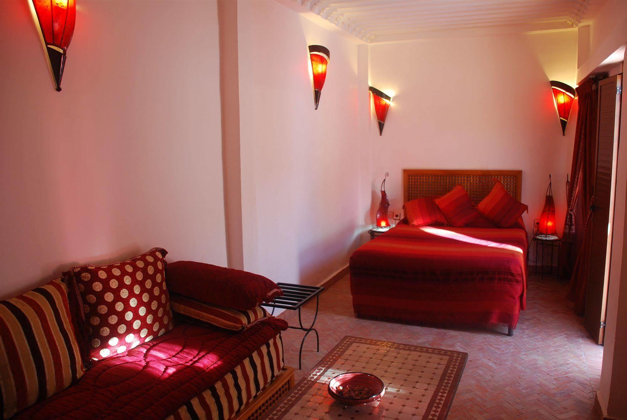 Riyad Al Atik Hotell Fès Exteriör bild