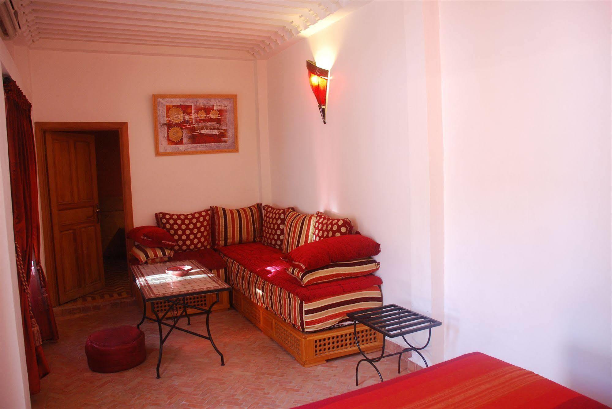 Riyad Al Atik Hotell Fès Exteriör bild